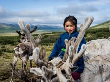 Horse Riding To Tsaatan Shamans